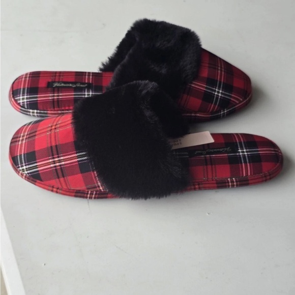 Victoria Secret Slippers Women Red/Black Plaid Fur Signature Mule Satin Sz M (8) - Picture 11 of 15